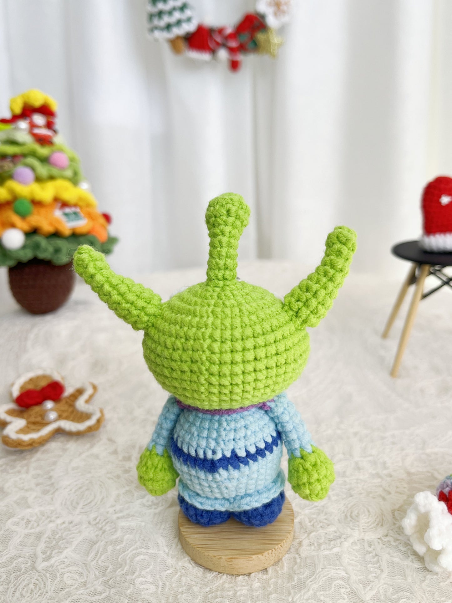 Alien | Buzz Lightyear | Handmade Crochet Toy Story Amigurumi doll Plushies Christmas Thanksgiving Birthday Gift Office Decor Gift for Family Girlfriend Kids Girl Friends Keychain（复制）