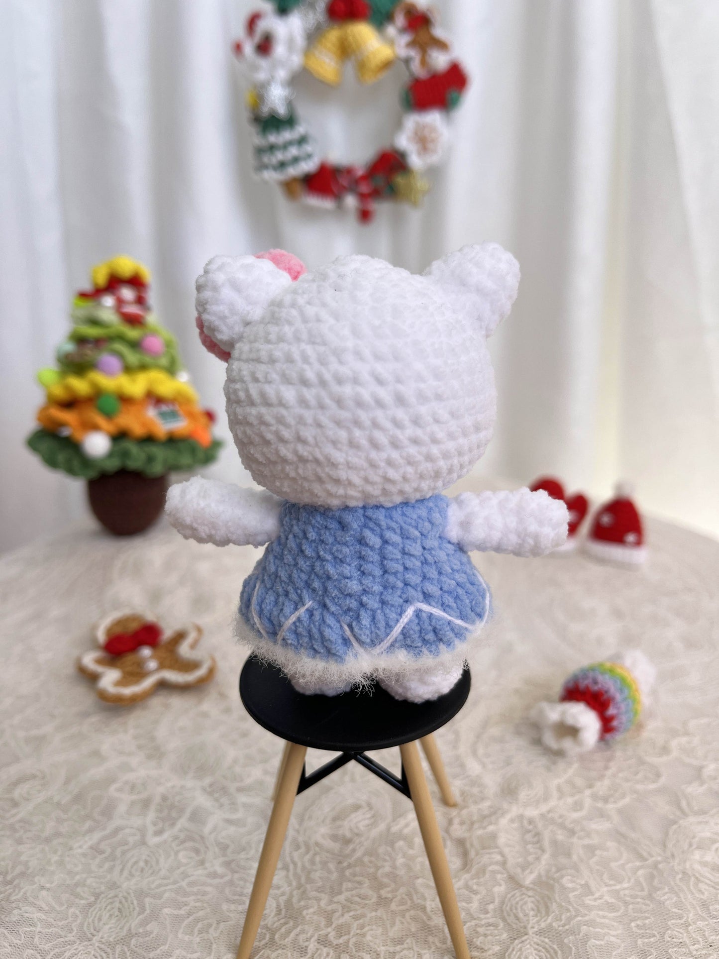 Hello Kitty| Handmade Crochet Sanrio Amigurumi doll Plushies Christmas Thanksgiving Gift Decor Gift for Family Friends Keychain