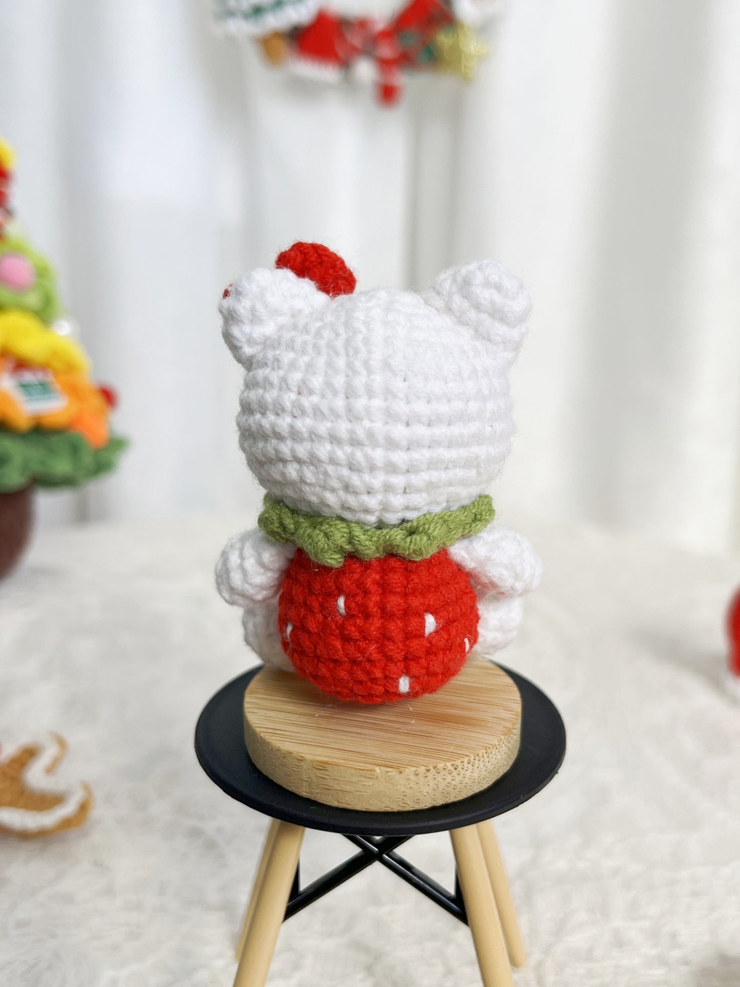 Hello Kitty| Handmade Crochet Sanrio Amigurumi doll Plushies Christmas Thanksgiving Gift Decor Gift for Family Friends Keychain